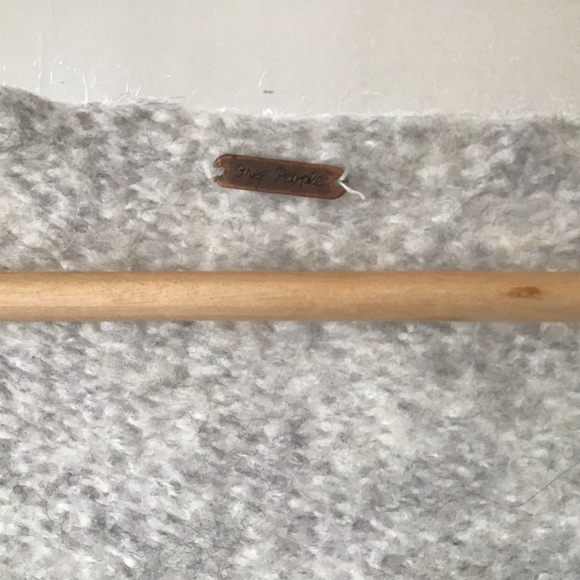 Free People sweater - Picture 4 of 5